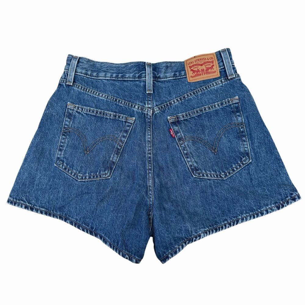 Levi’s Jeans High Waisted Mom Shorts Size 30 Dark Blue Denim